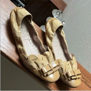 MIU MIU Patent Leather Scallop Two Tone Ballerina 🩰 Flats, Euro Sz 40